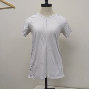 Athleta‎ white seamless tee size Small
